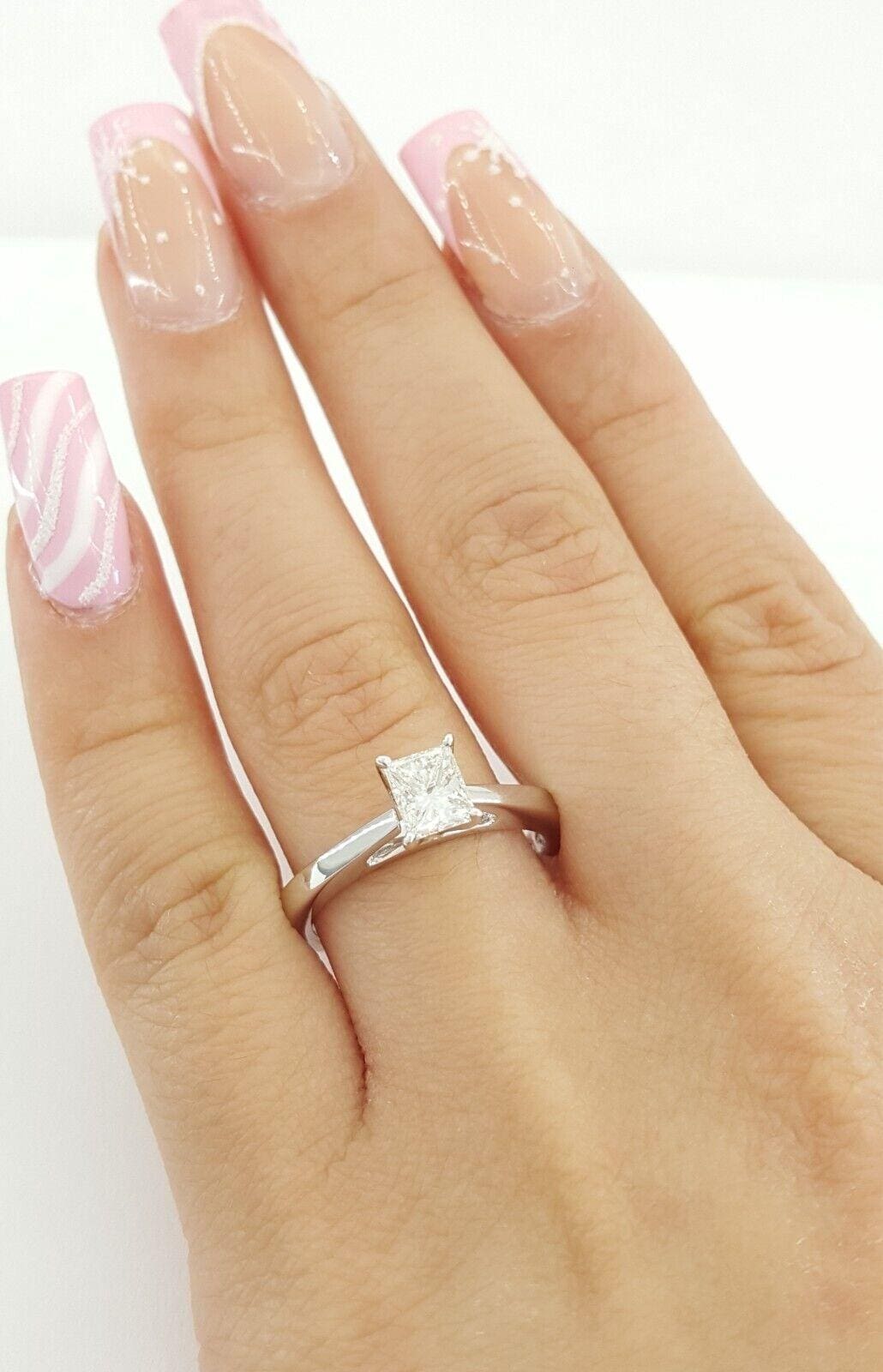Rectangular Princess Diamond Solitaire Engagement Ring 0.6 ct 18K Retail 3,500