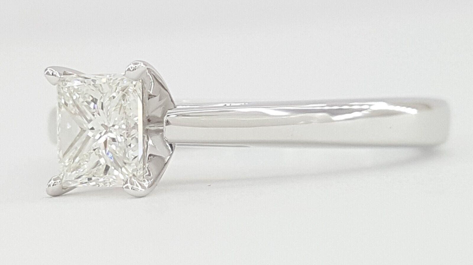 Rectangular Princess Diamond Solitaire Engagement Ring 0.6 ct 18K Retail 3,500