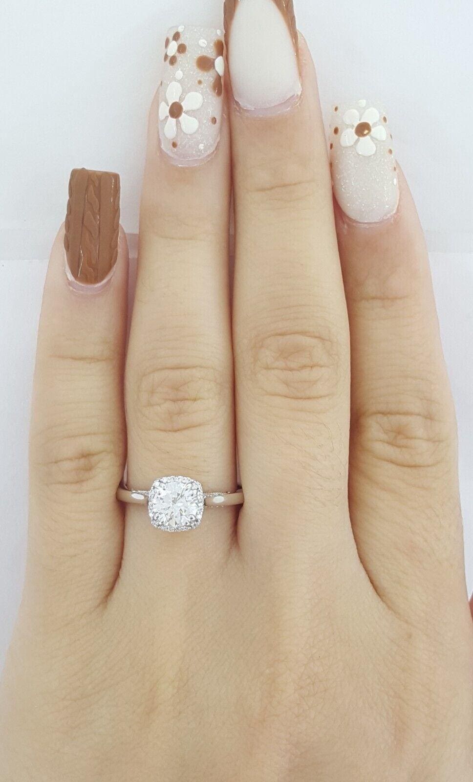 Tacori Dantela Halo Diamond Engagement Ring 0.92 ct 18k W Gold GIA Rtl 7K