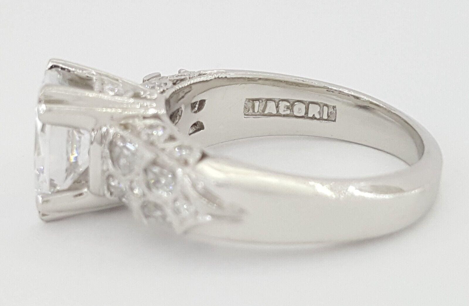 Tacori Oval Platinum Semi-Mount Engagement Ring 0.75 ct Rtl 9,040
