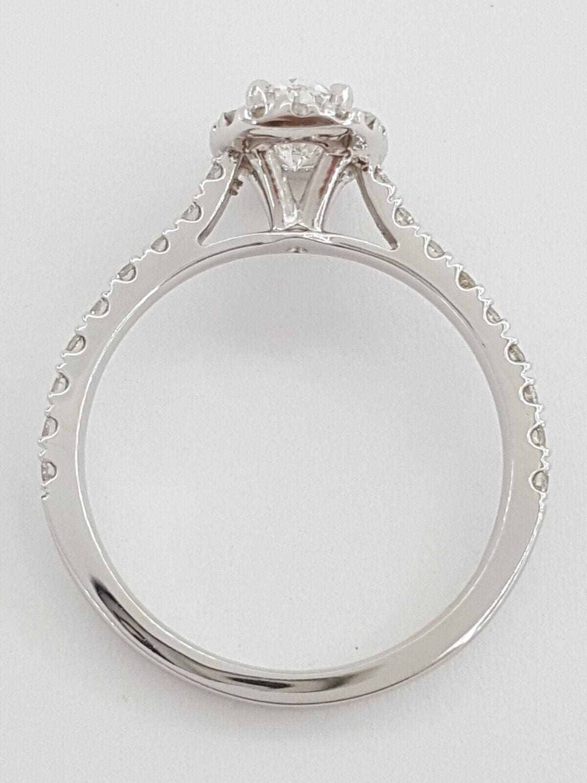 Oval Brilliant Cut 1.13 ct Diamond Halo Engagement Ring 14k White Gold GIA 8.5k