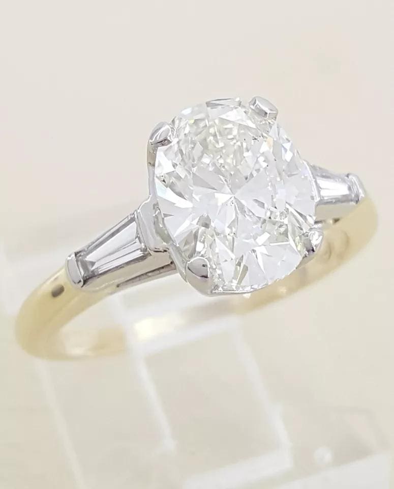 Oval Cut Diamond Three 3-Stone 14K Yellow Gold Platinum Engagement Ring 2.05 ct