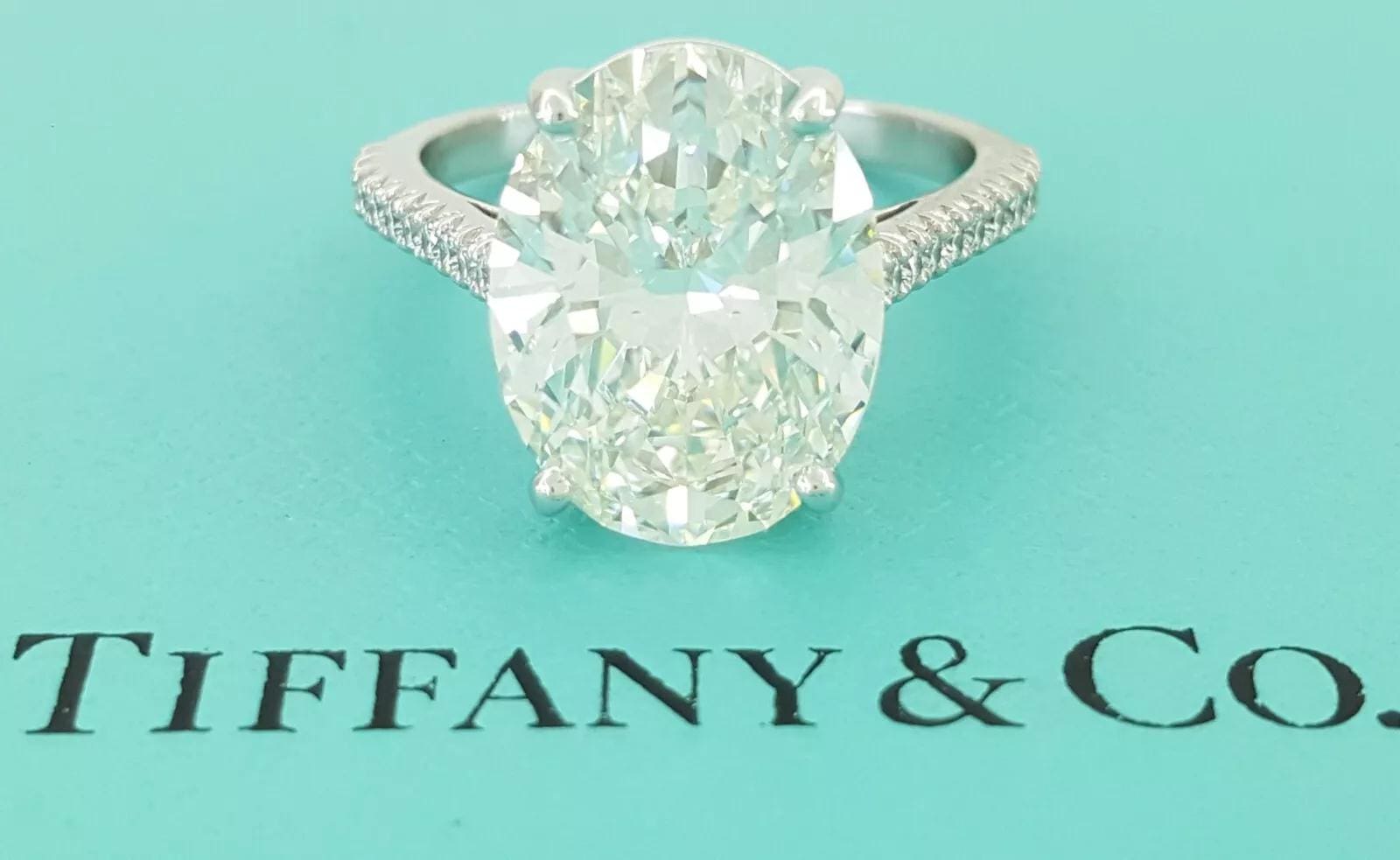 Tiffany & Co Novo Oval Diamond Engagement Ring 5.26 ct Platinum Retail $265k