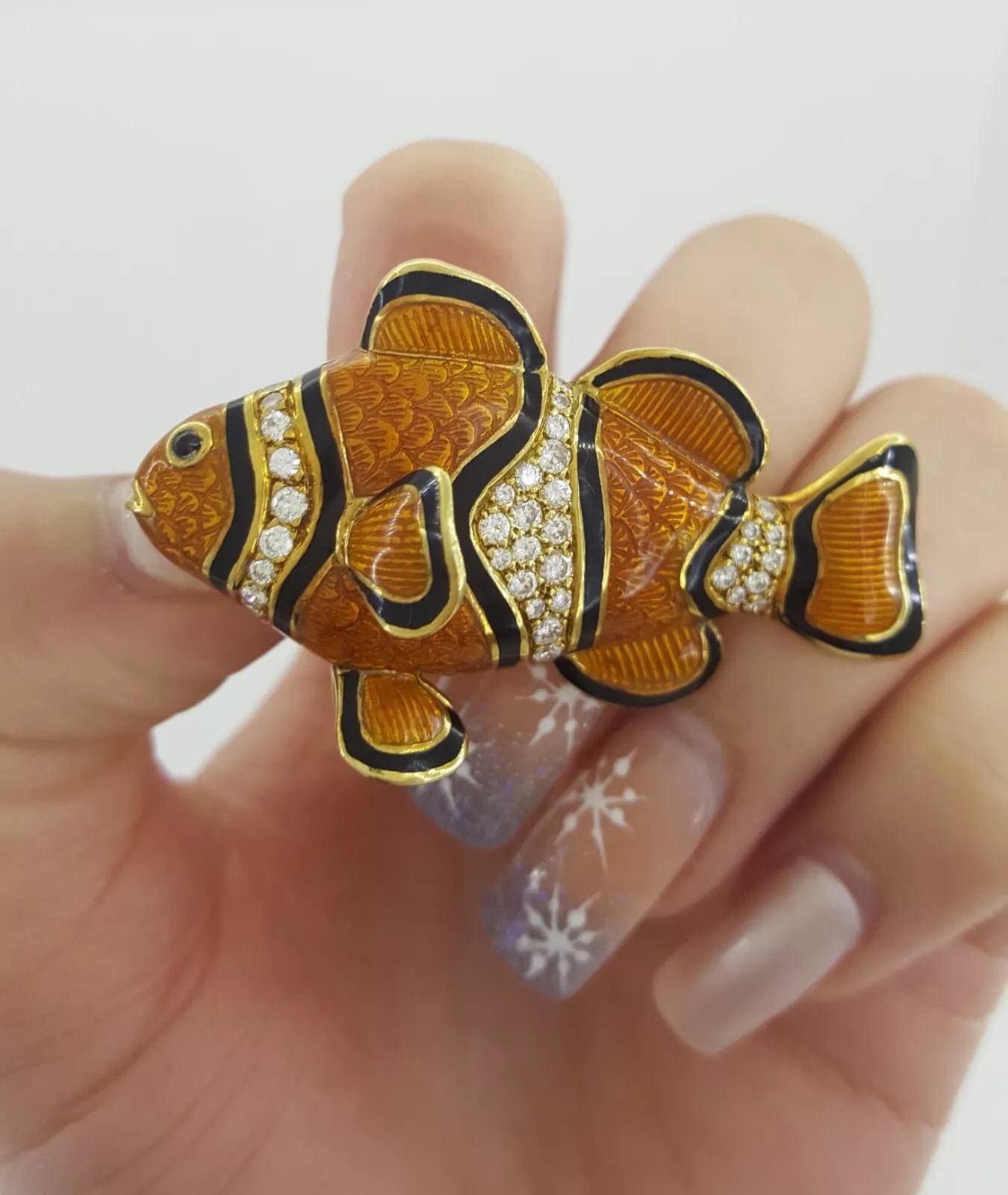 Henryk Kaston Finding Nemo Enamel Diamond Clownfish Fish Pin Brooch 1.25 ct 18K