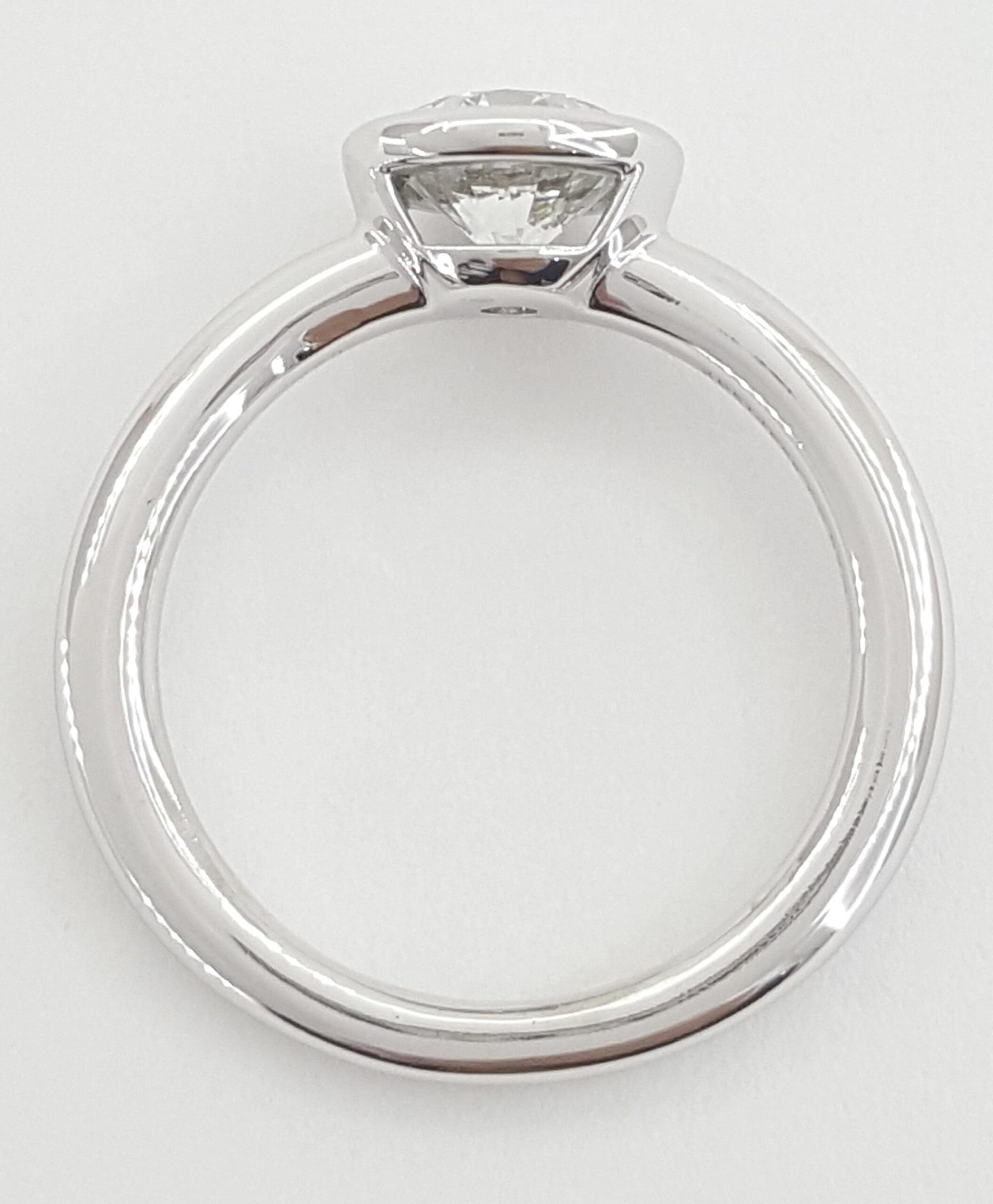 Tiffany & Co Round Diamond Solitaire Platinum Engagement Ring 0.92 ct Rt $17,450