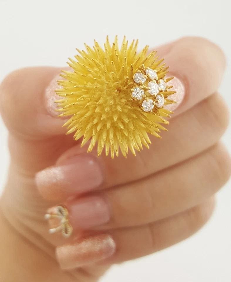 Vintage Tiffany & Co Diamond Sea Urchin Brooch Pin 0.55 ct 18k Gold 16.8 Grams