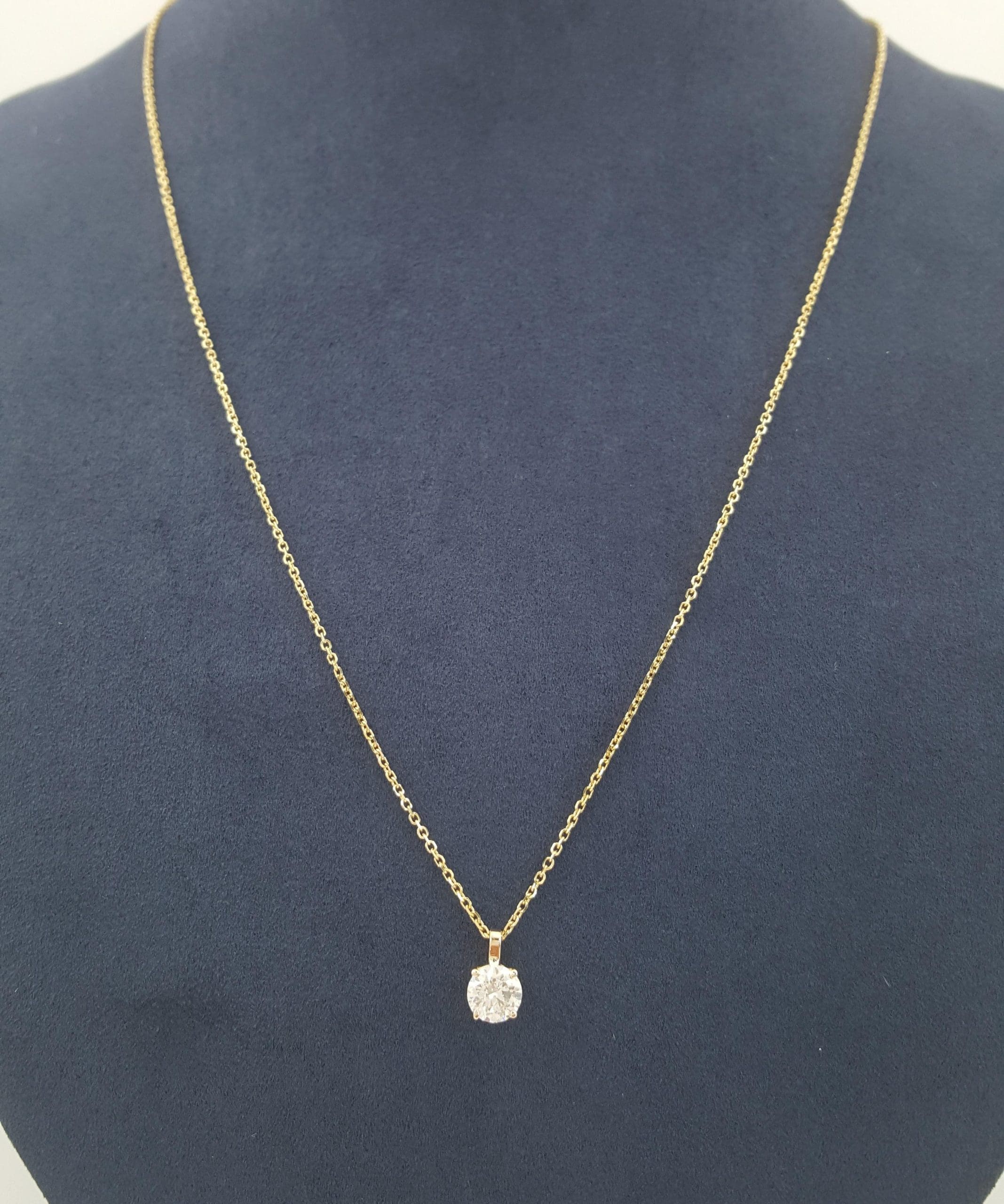 Natural Round Diamond Solitaire Necklace 0.7 ct 14K Yellow Gold Retail $2,995