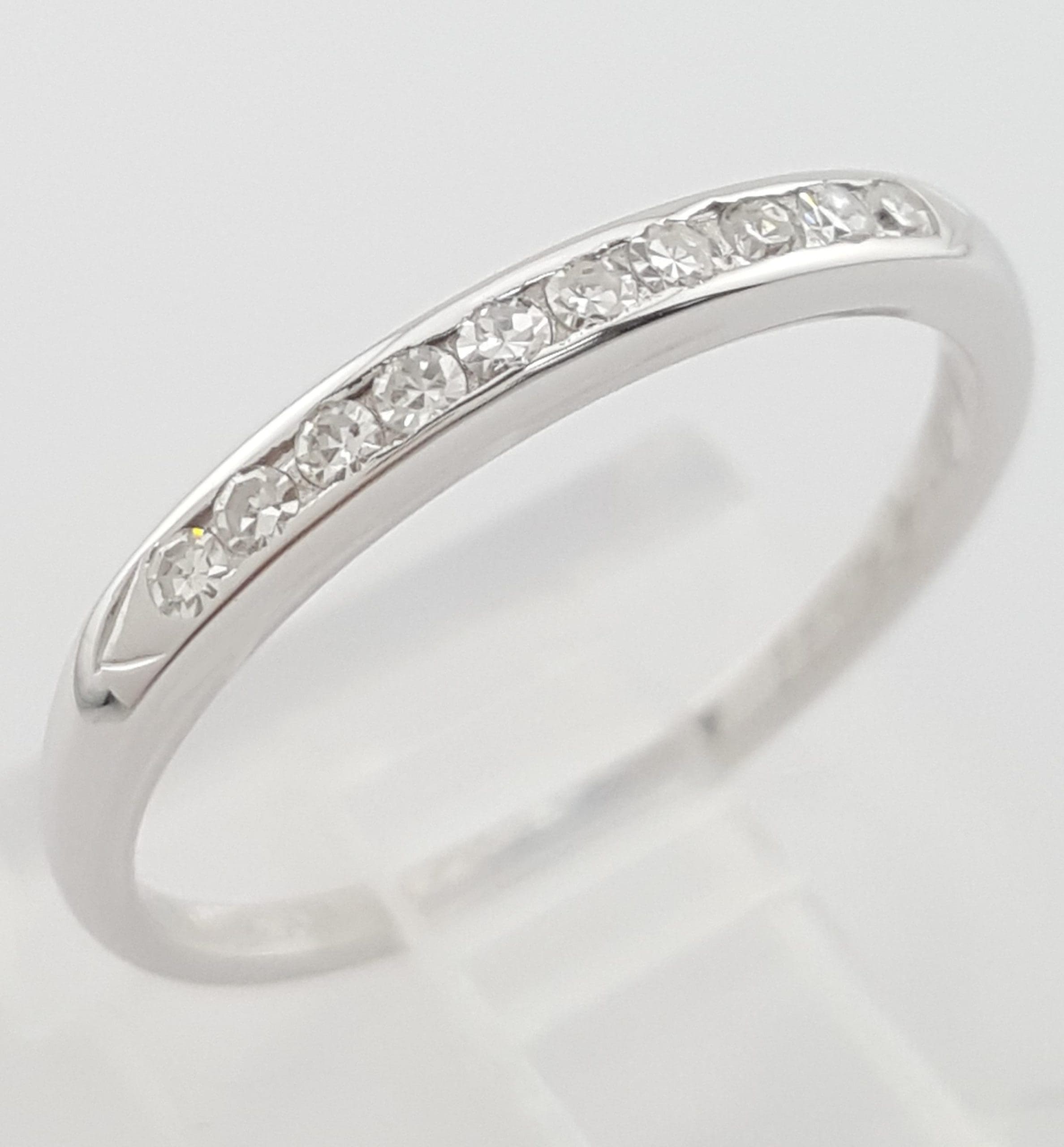 Vintage Single Cut Diamond Channel Set Wedding Band 0.1 ct 2.2 mm 18k W Gold