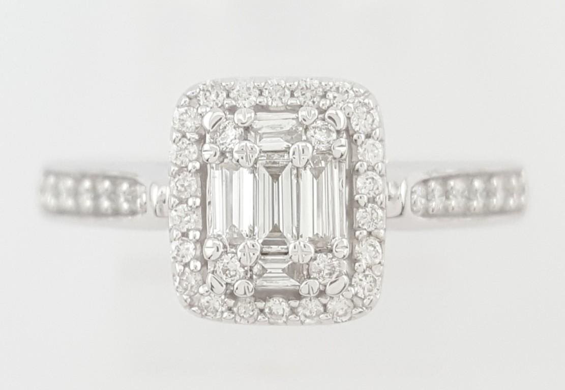 Cluster Diamond Halo Engagement Ring 0.5 ct 14k White Gold Retail $2,500