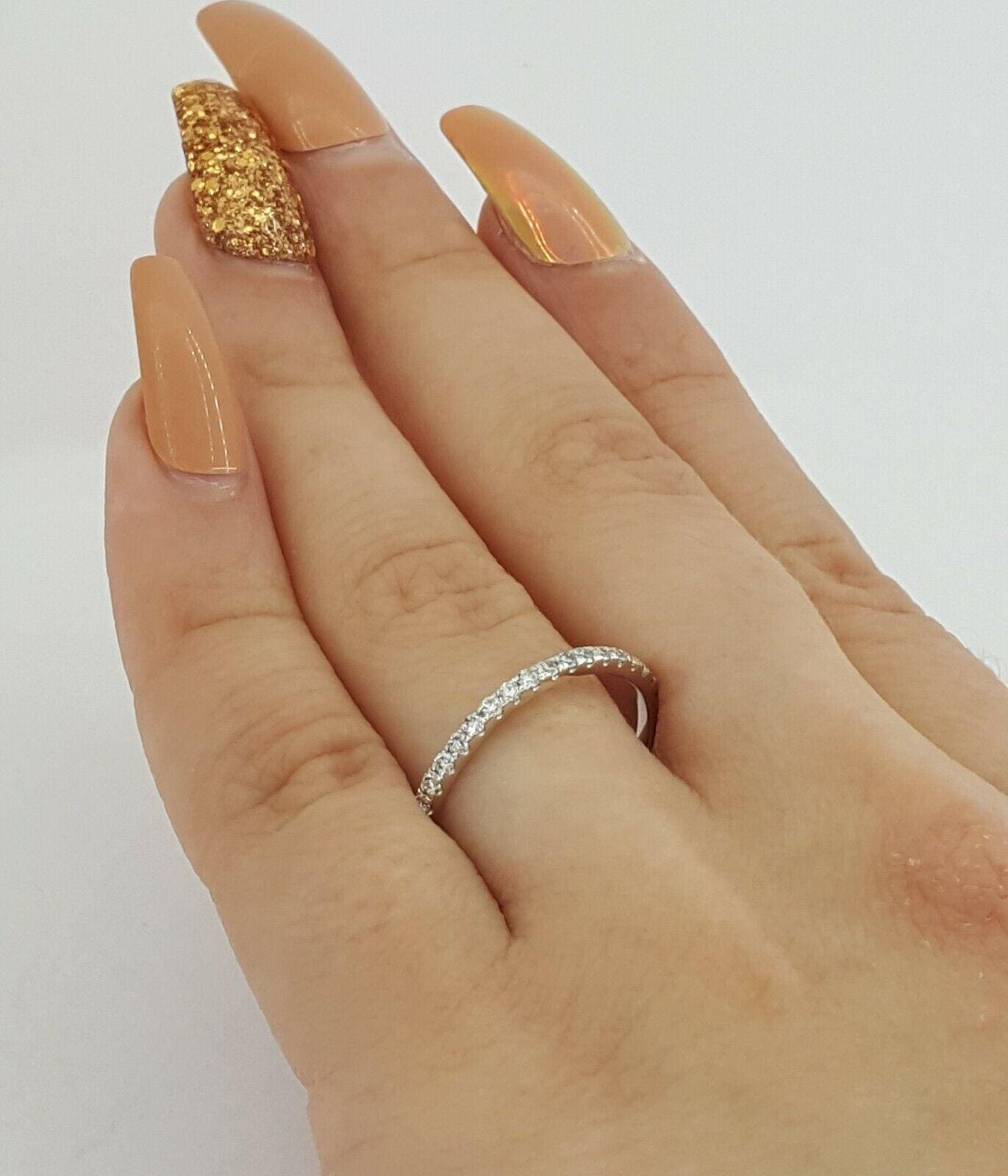 14k White Gold 0.63 ct Diamond Full Circle Eternity Wedding Band Ring Size 8