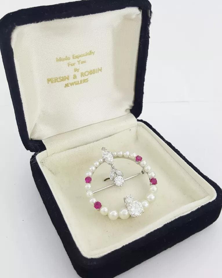 Vintage Diamond Pearl & Ruby Pin Brooch 2.57 ct 7.7 Grams Palladium & Platinum