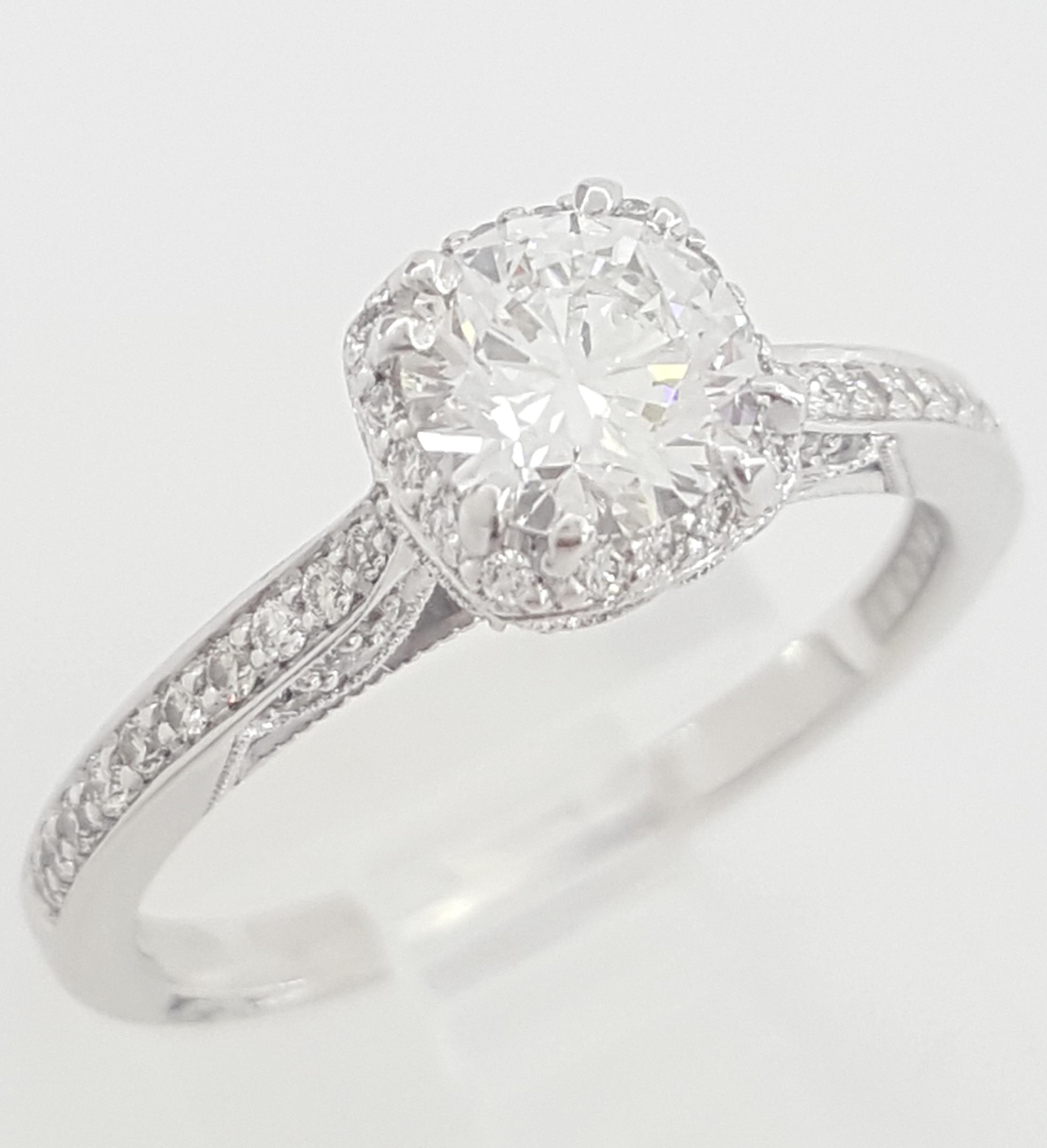 Tacori Dantela Halo Diamond Engagement Ring 0.95 ct Platinum GIA