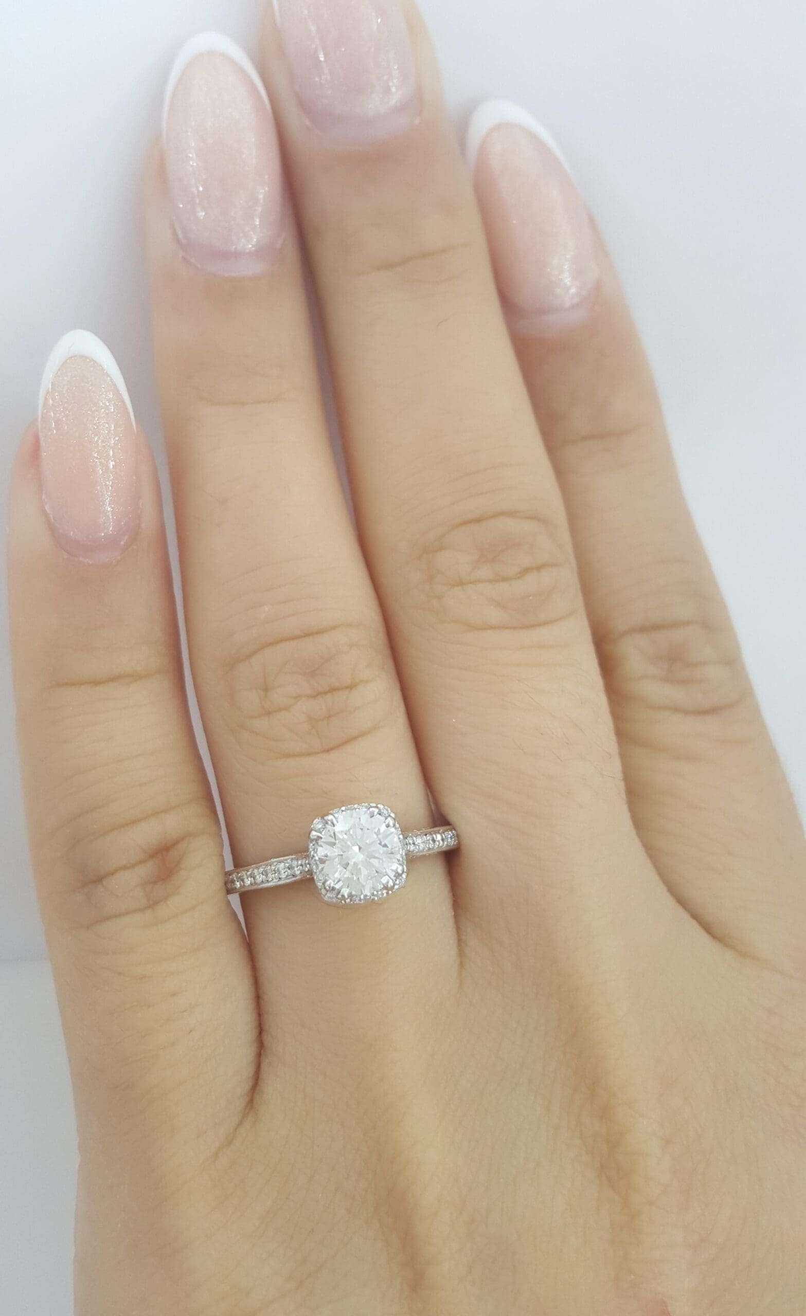 Tacori Dantela Halo Diamond Engagement Ring 0.95 ct Platinum GIA