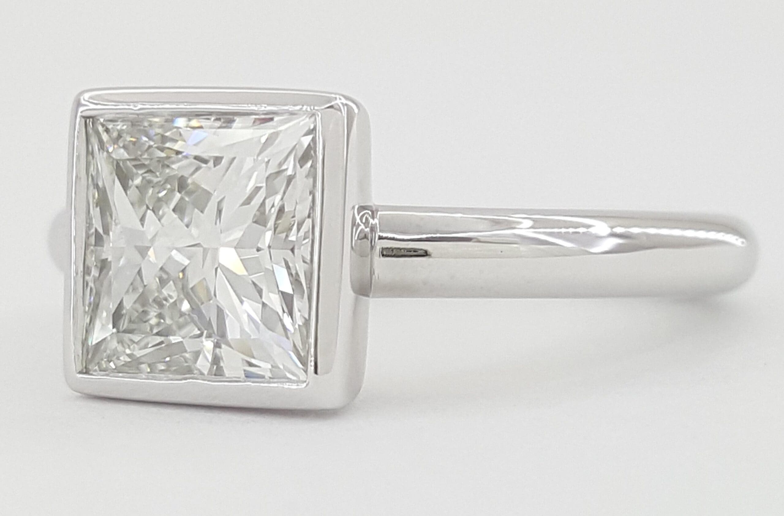 Tiffany & Co Princess Cut Diamond Solitaire Engagement Ring 2.01 ct Rtl $50k