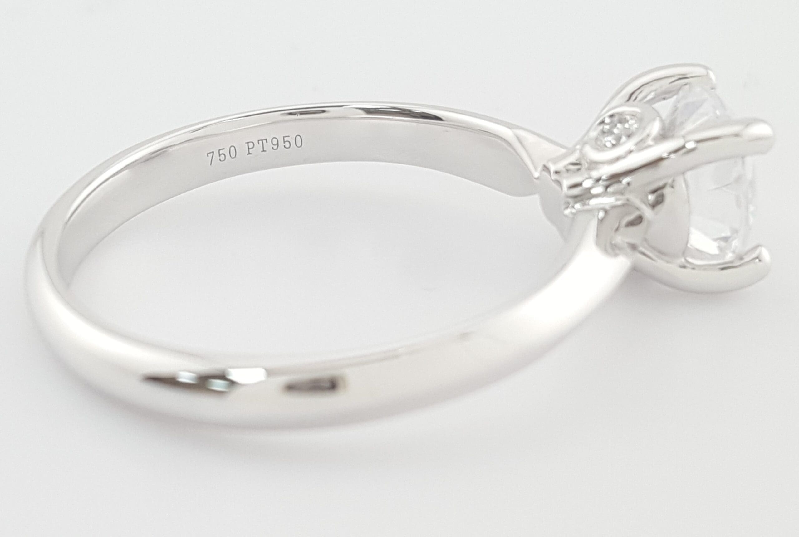 Ritani 1RZ7264 Solitaire Semi-Mount 18k White Gold Engagement Ring Rtl $1923