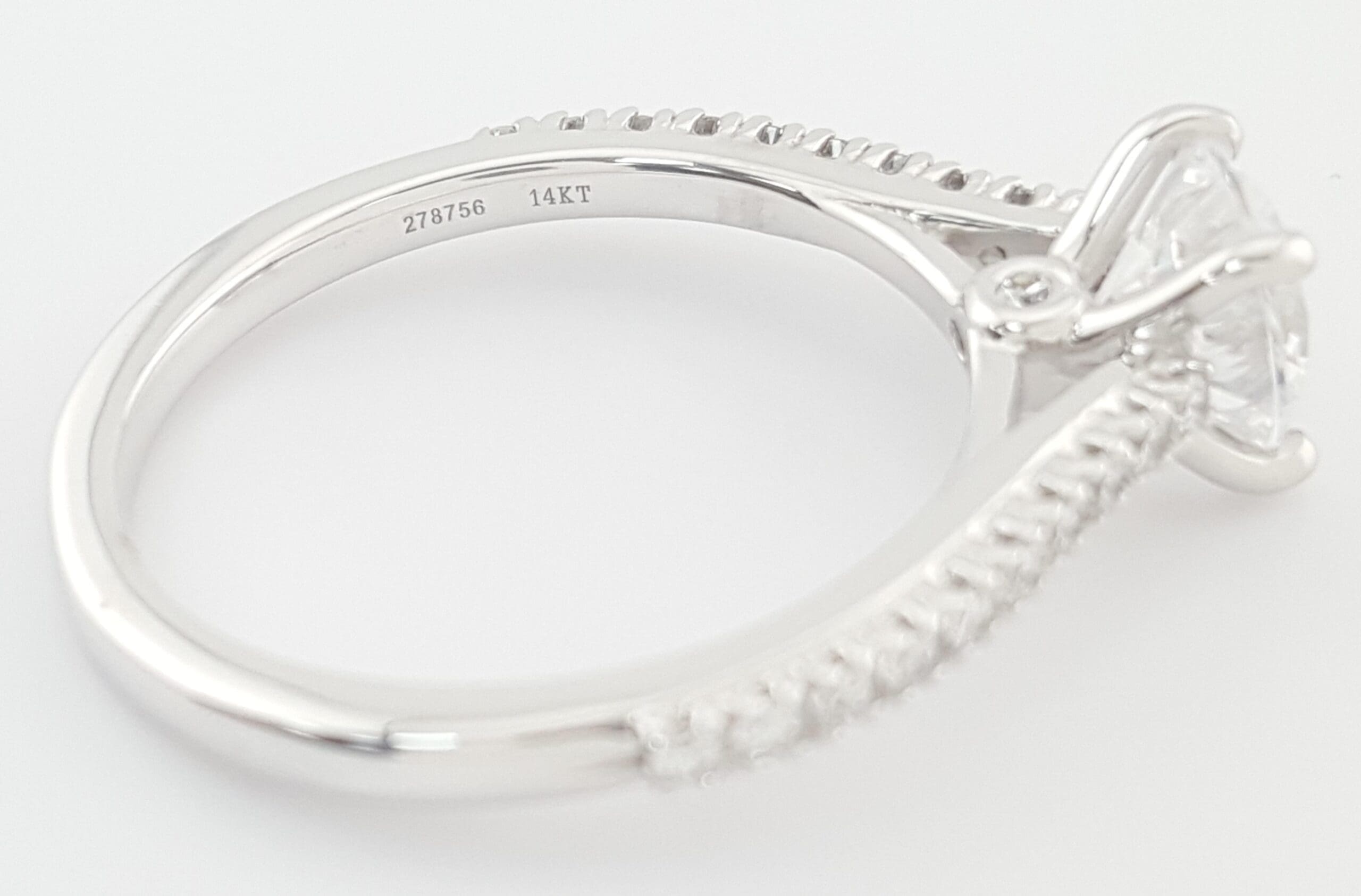 Ritani 1RZ2498 Semi-Mount Diamond Engagement Ring 0.24ct 14k White Gold Rt $1666
