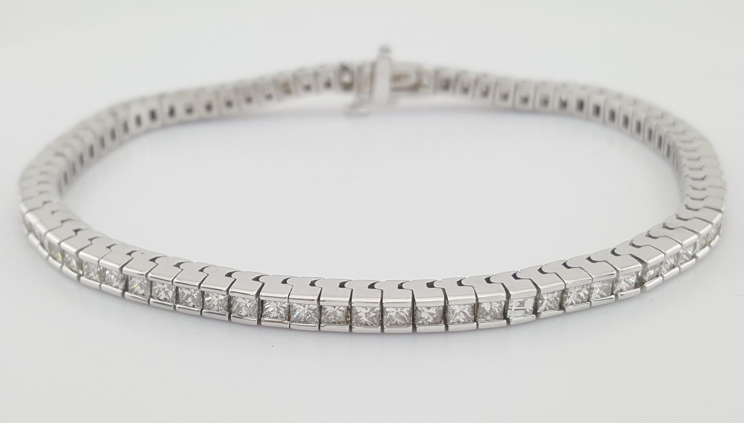 Princess Cut Diamond Tennis Bracelet 4 ct 18K White Gold 7" Retail $8K